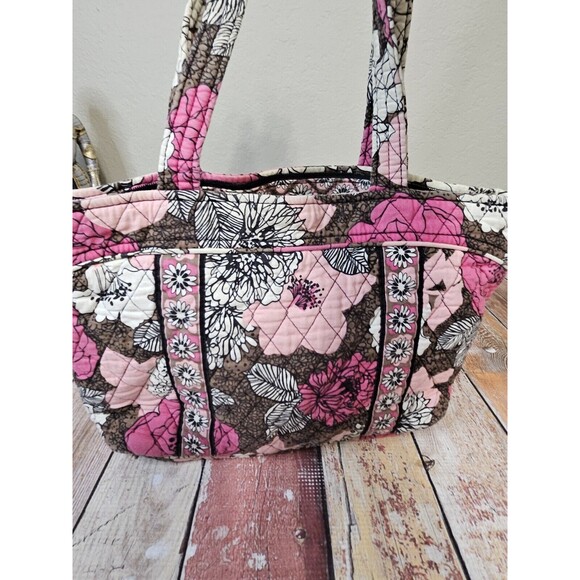 Vera Bradley Quilted Mocha Rouge Shoulder Handbag Zipper Floral 2011 Purse - Picture 3 of 13